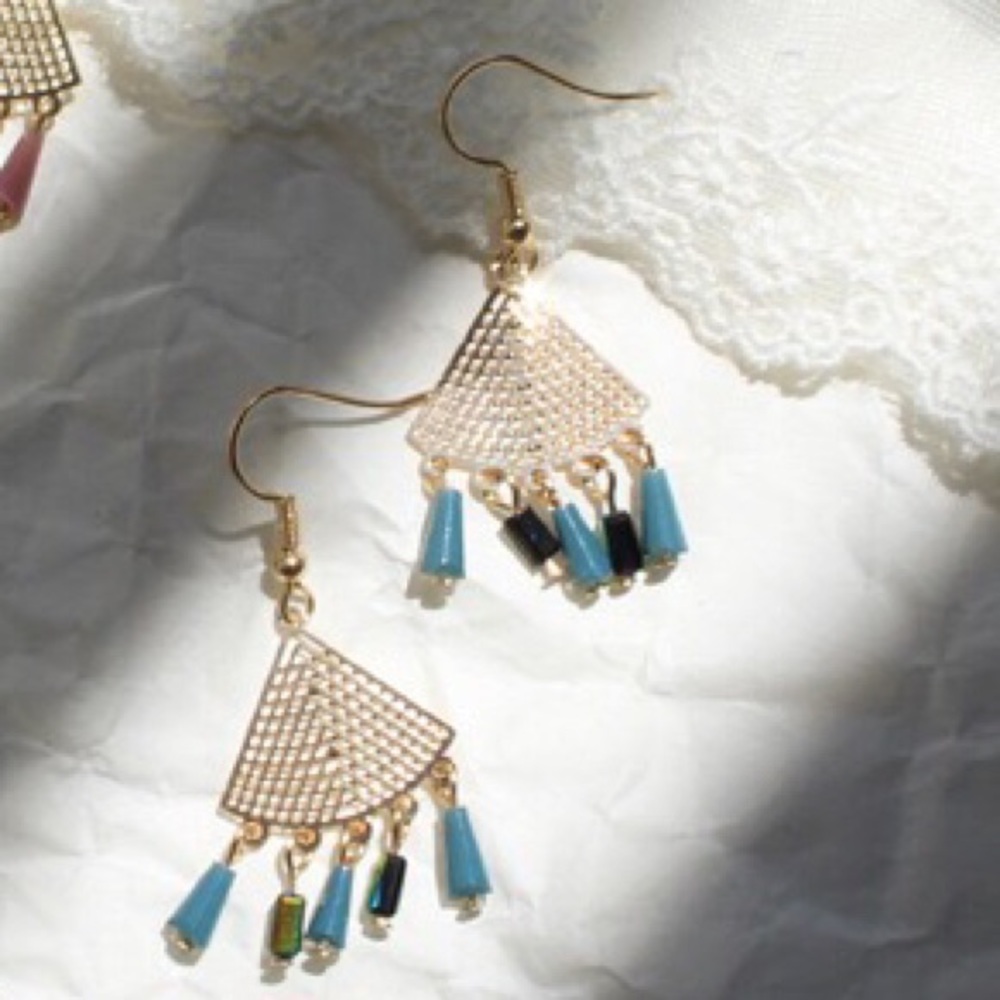 ⭐️Golden & Blue Vintage Earrings